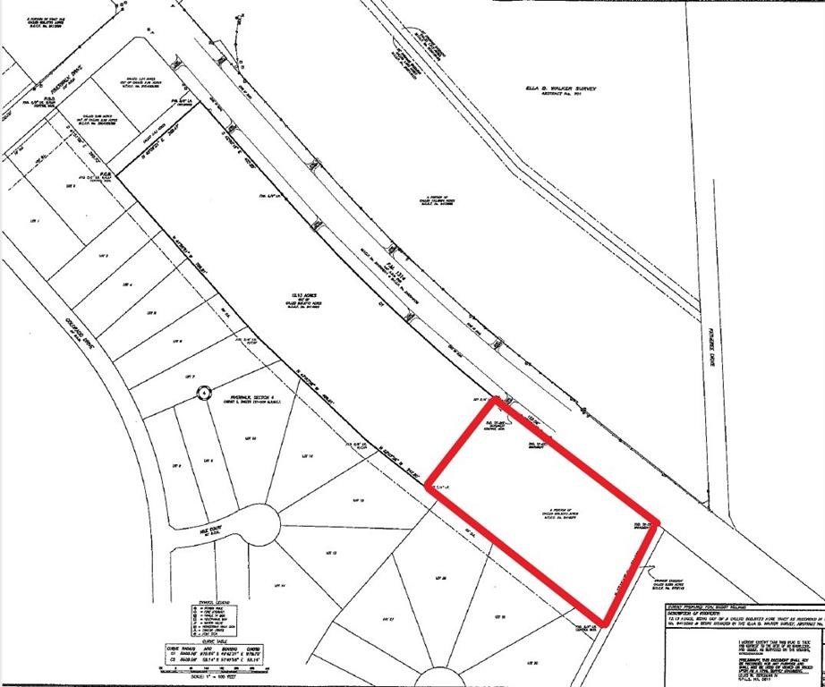 1314 Rd Porter Tx 77365 Road Porter, TX 77365 - Photo 7 of 7 a picture of white wall with a white comforter