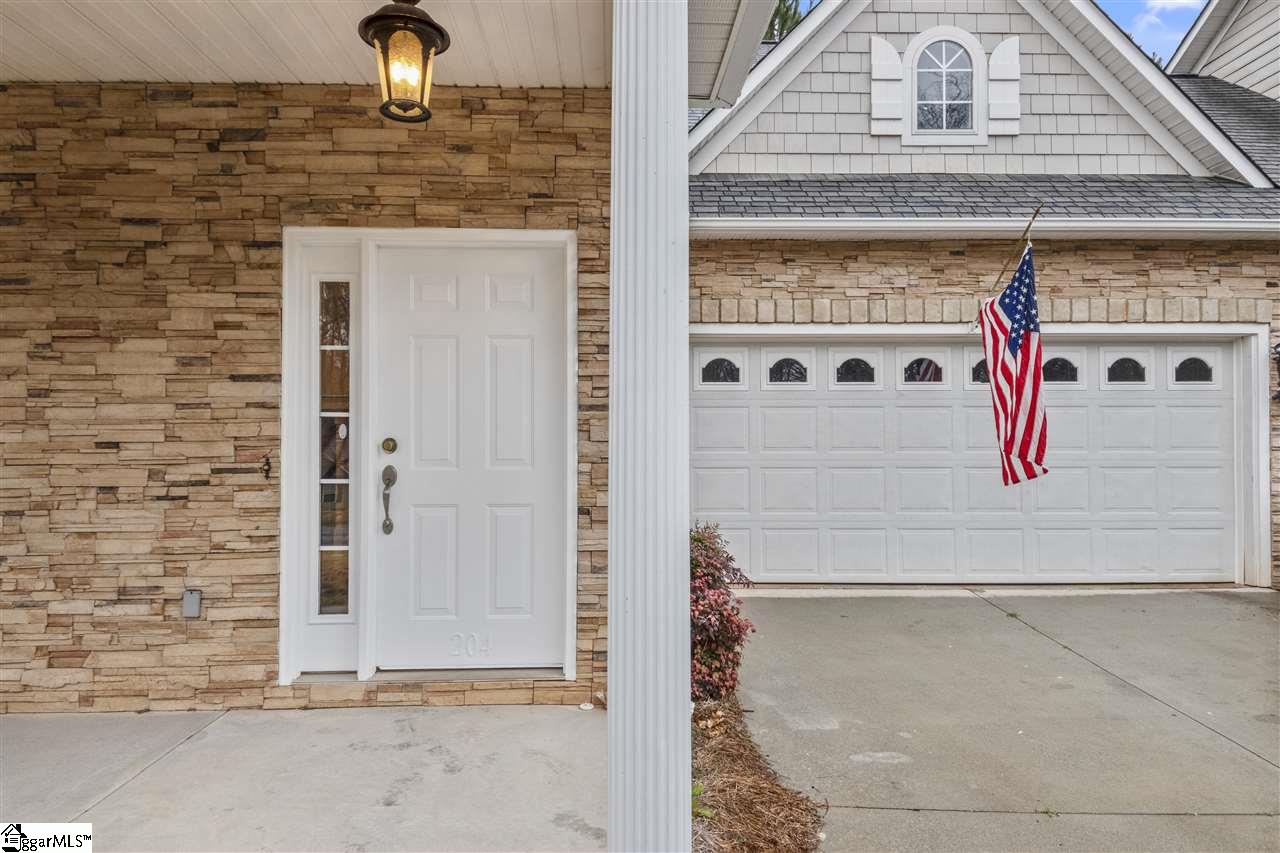 204 Giles Street Anderson, SC 29621 - Photo 3 of 31 Gallery Image 3