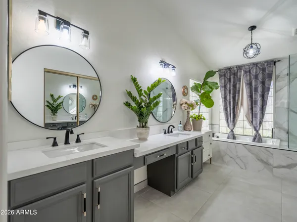 $685,000 | 4889 West Carla Vista Court, Chandler, AZ 85226