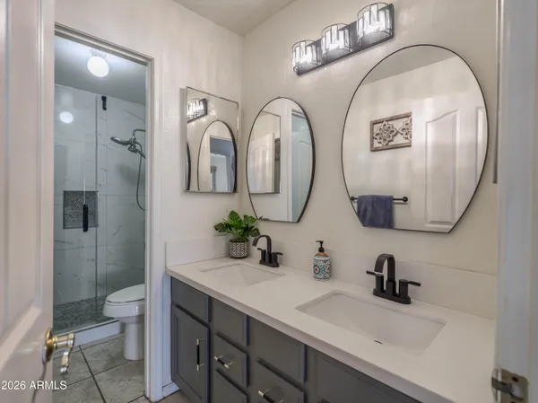 $685,000 | 4889 West Carla Vista Court, Chandler, AZ 85226