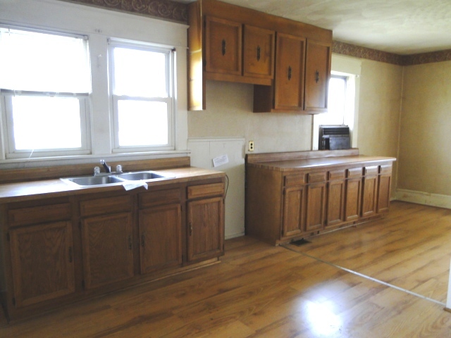3513 Bandy Road Roanoke, VA 24014 - Photo 11 of 11 kitchen view 1