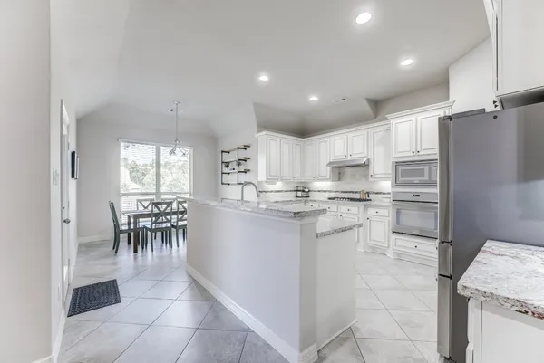 $425,000 | 2003 Doolan Drive, Conroe, TX 77301