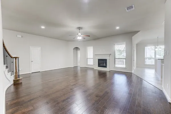 $425,000 | 2003 Doolan Drive, Conroe, TX 77301