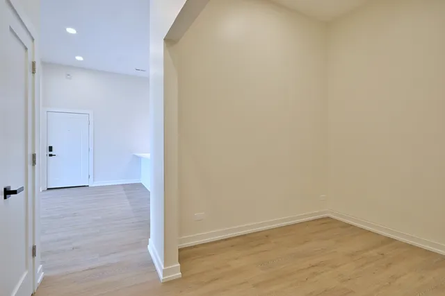 $2,800 | 7518 Madison Street, Unit C, Forest Park, IL 60130