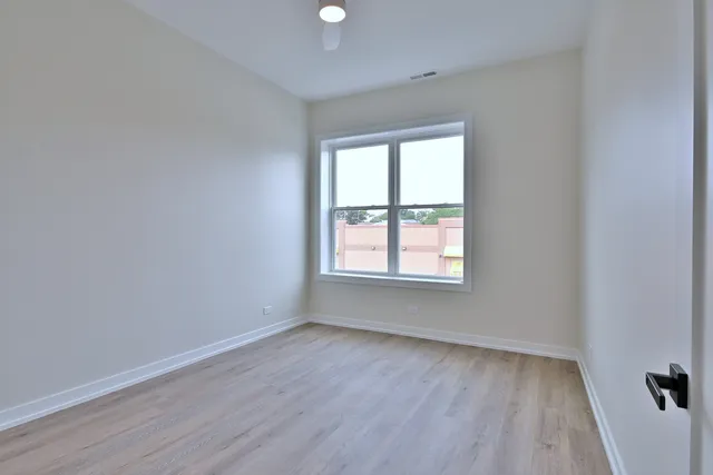 $2,800 | 7518 Madison Street, Unit C, Forest Park, IL 60130