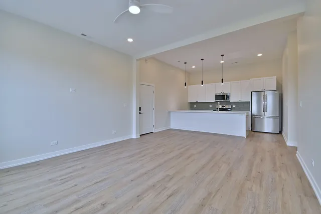 $2,800 | 7518 Madison Street, Unit C, Forest Park, IL 60130