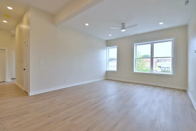 $2,800 | 7518 Madison Street, Unit C, Forest Park, IL 60130