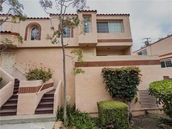 $3,895 | 3101 Plaza Del Amo, Unit 91, Torrance, CA 90503