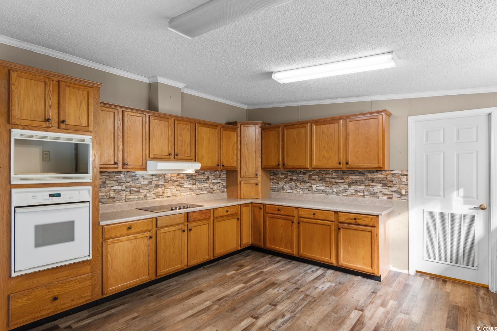 405 Thompson Road Hemingway, SC 29554 - Photo 11 of 39