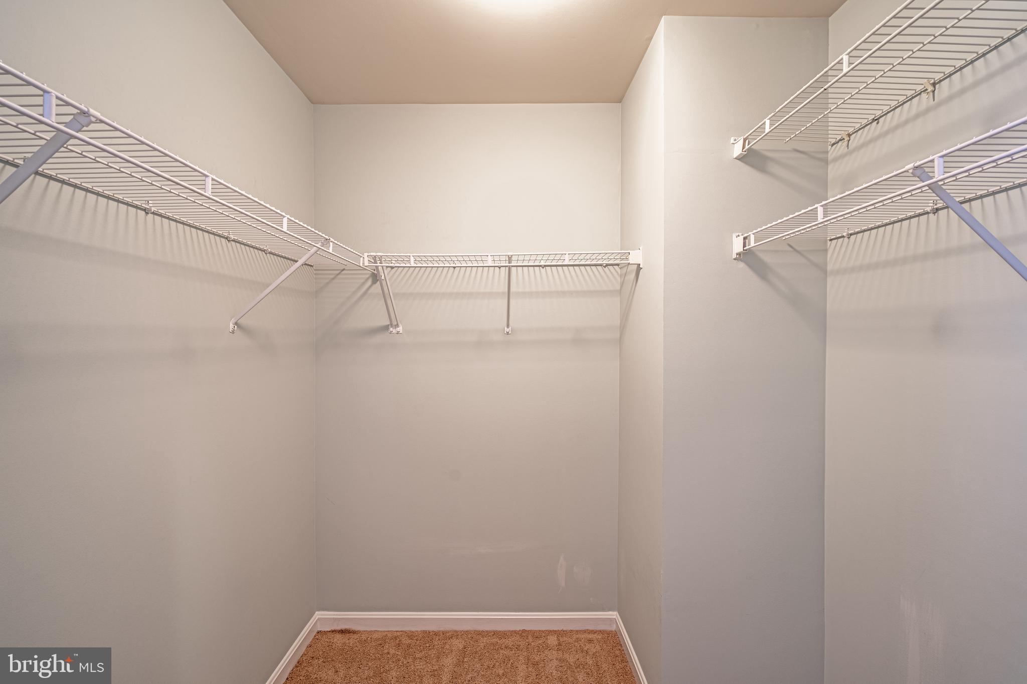 12081 Edgemere Circle Reston, VA 20190 - Photo 21 of 35