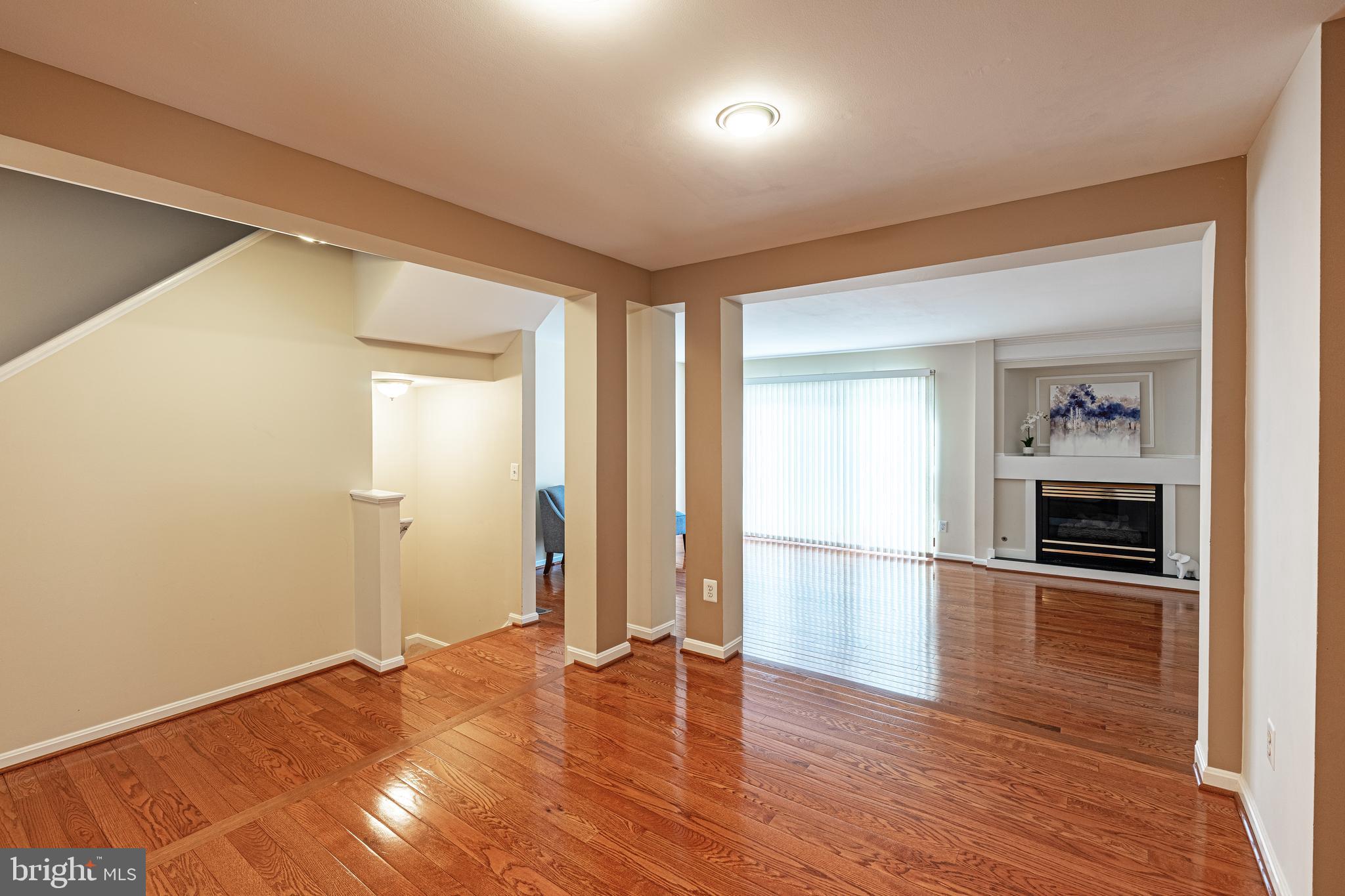 12081 Edgemere Circle Reston, VA 20190 - Photo 9 of 35