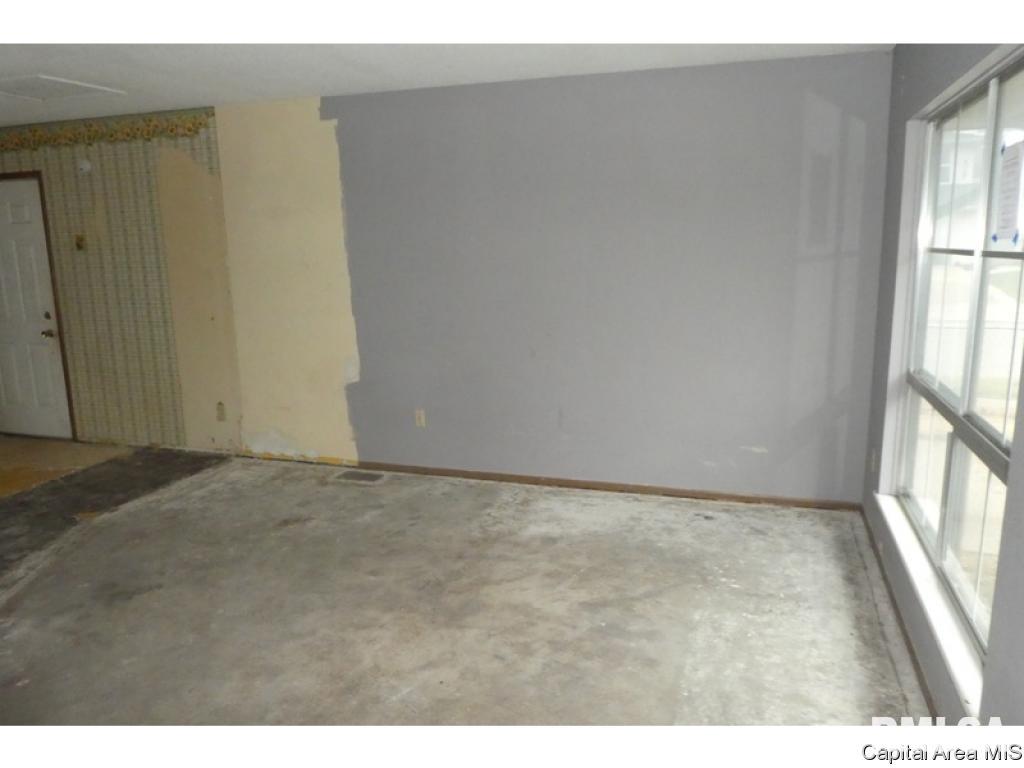 2200 Ramsey Road Springfield, IL 62702 - Photo 4 of 16