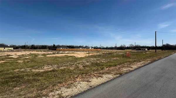 $147,900 | 120 Las Alturas Drive, Elgin, TX 78621