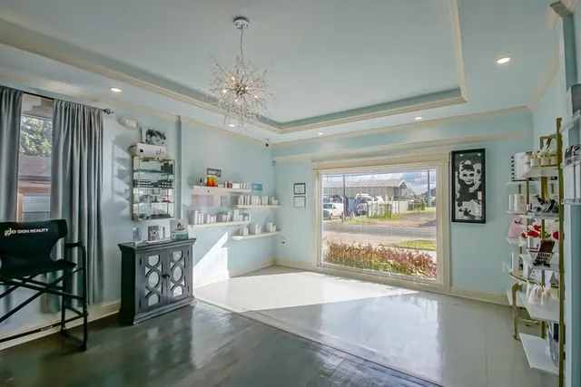 $399,000 | 672 Hickory Avenue, Harahan, LA 70123