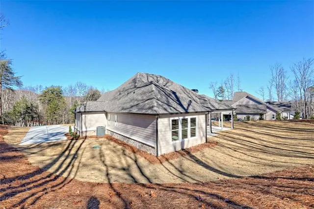 $739,000 | 162 Northern Spy Drive, Clarkesville, GA 30523