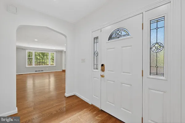 $3,200 | 5109 Blue Ridge Avenue, Annandale, VA 22003