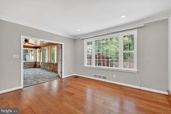 $3,200 | 5109 Blue Ridge Avenue, Annandale, VA 22003