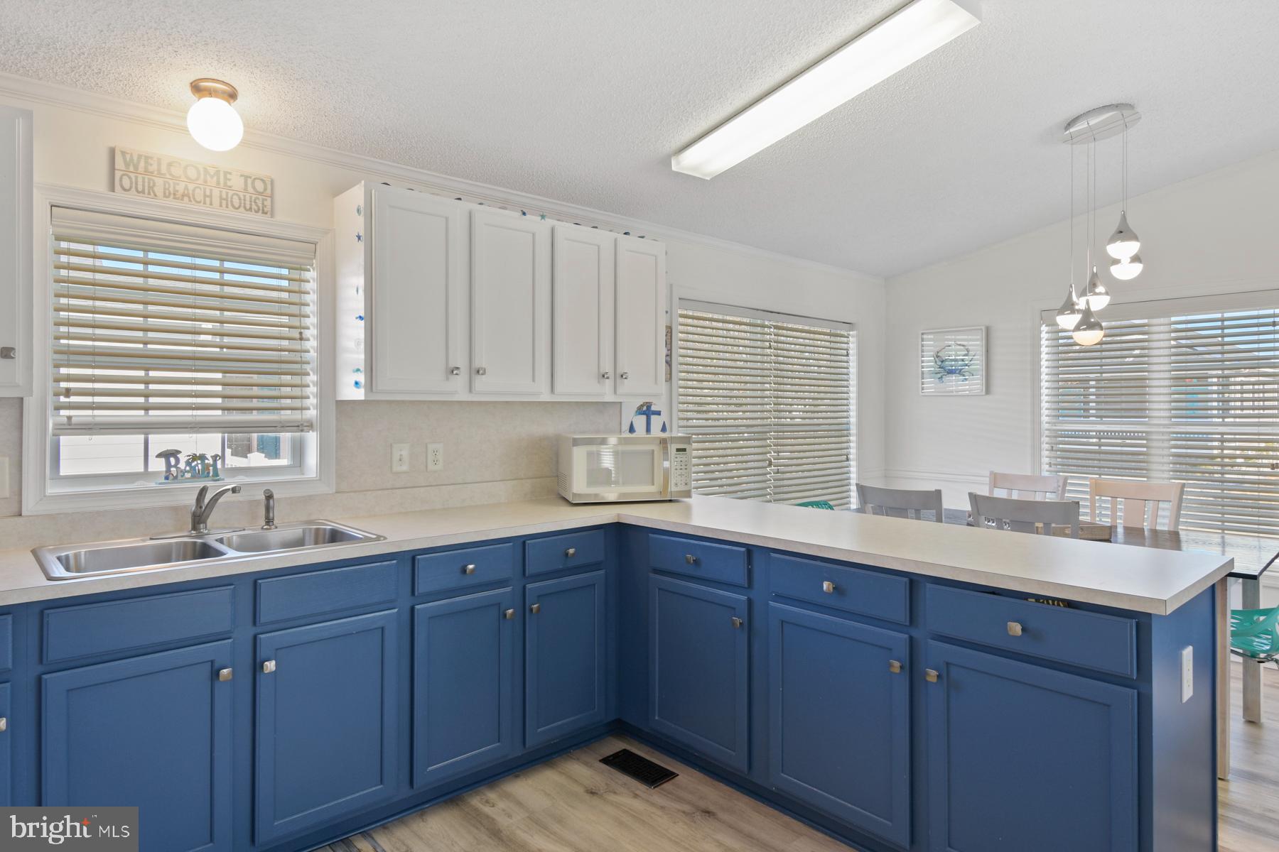 125 Clamshell Road Ocean City, MD 21842 - Photo 14 of 42 Kitchen