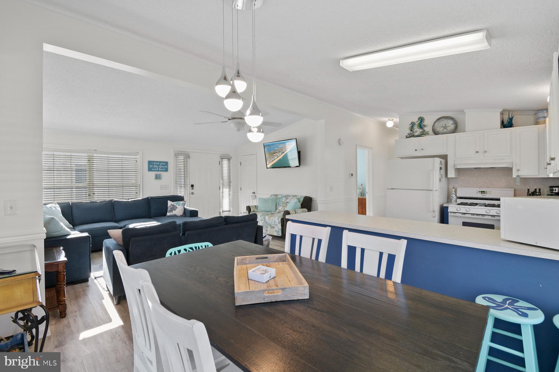 125 Clamshell Road Ocean City, MD 21842 - Photo 7 of 42 Dining room