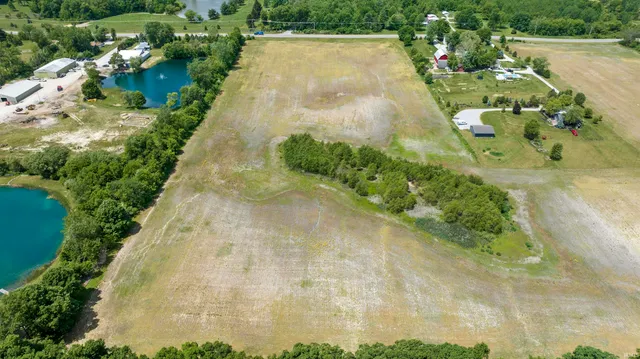 $195,000 | 5693 Rolling Run, Leo, IN 46765