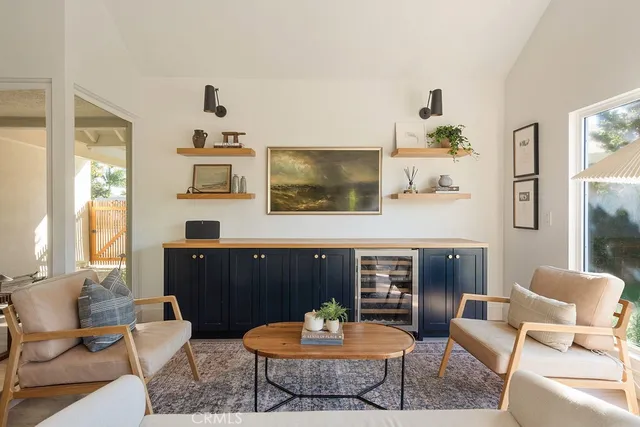 $1,949,900 | 1086 Vallejo Circle, Costa Mesa, CA 92626