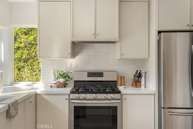 $1,949,900 | 1086 Vallejo Circle, Costa Mesa, CA 92626