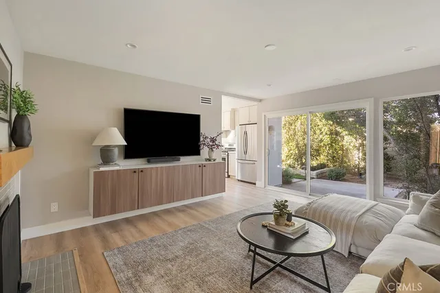 $1,949,900 | 1086 Vallejo Circle, Costa Mesa, CA 92626