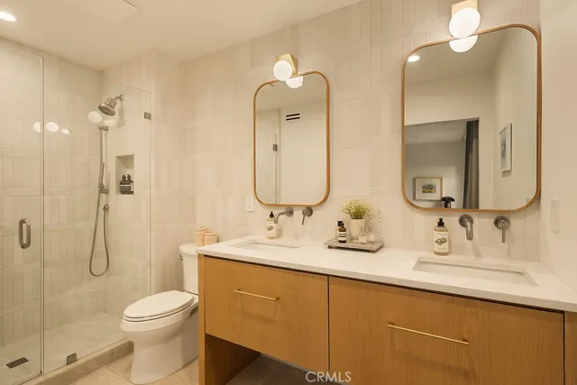 $1,949,900 | 1086 Vallejo Circle, Costa Mesa, CA 92626