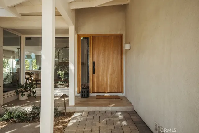 $1,949,900 | 1086 Vallejo Circle, Costa Mesa, CA 92626