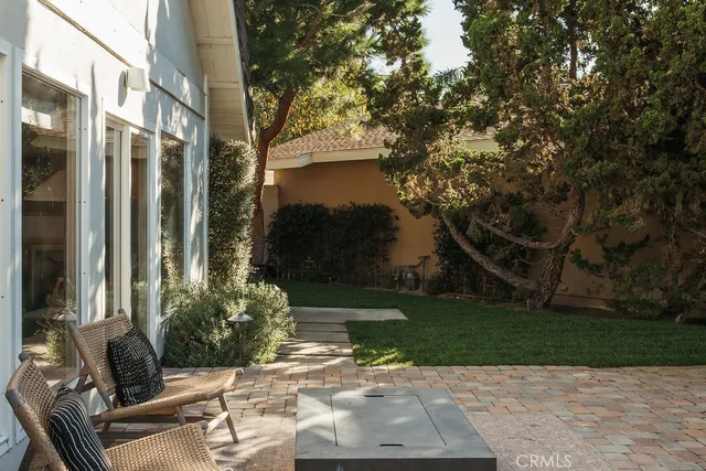 $1,949,900 | 1086 Vallejo Circle, Costa Mesa, CA 92626