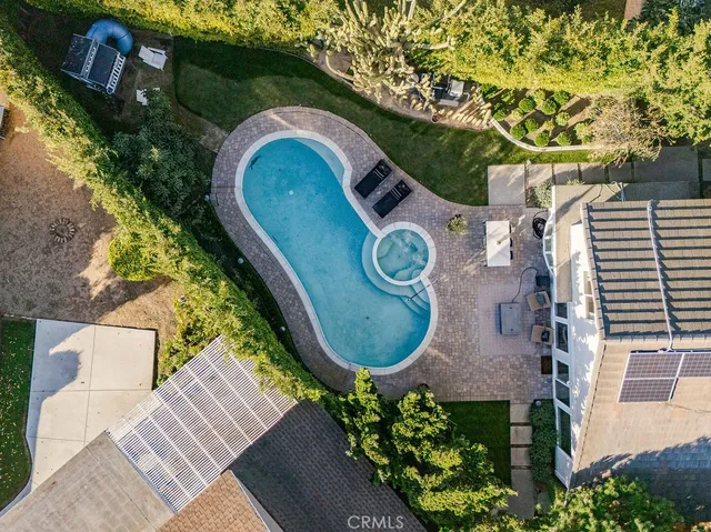 $1,949,900 | 1086 Vallejo Circle, Costa Mesa, CA 92626