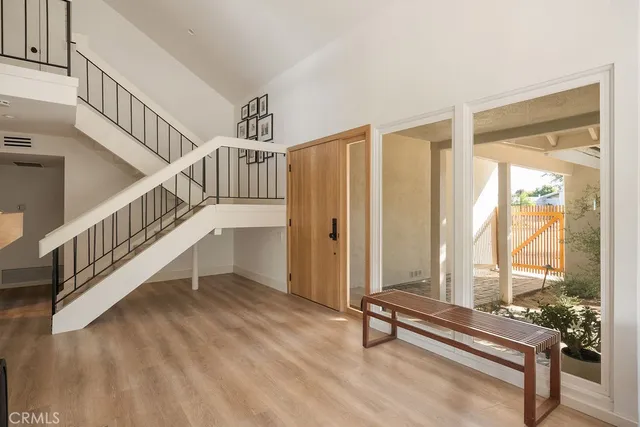 $1,949,900 | 1086 Vallejo Circle, Costa Mesa, CA 92626