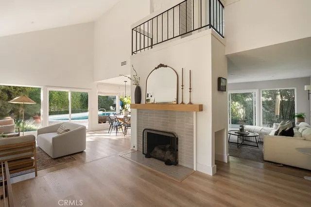$1,949,900 | 1086 Vallejo Circle, Costa Mesa, CA 92626
