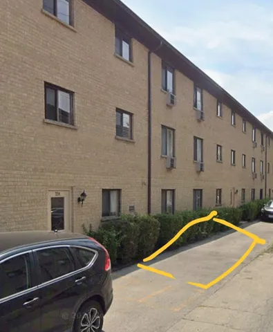 $154,900 | 7214 West Wrightwood Avenue, Unit 1S, Elmwood Park, IL 60707