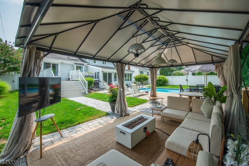 24 Martha Road Roseland, NJ 07068 - Photo 40 of 50 Gallery Image 40
