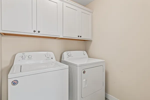 $635,000 | 1837 White Pine Court, Stillwater, MN 55082