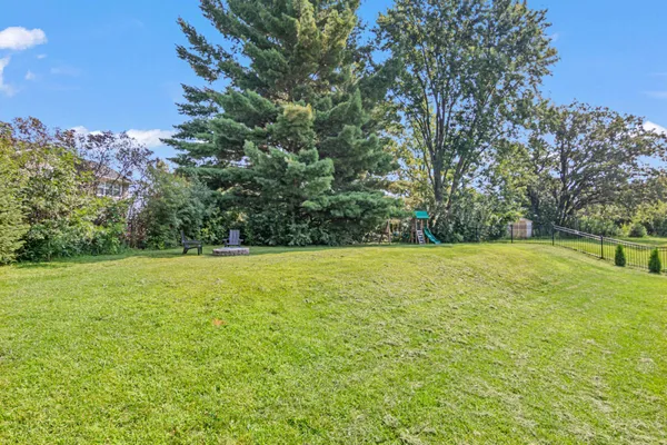 $635,000 | 1837 White Pine Court, Stillwater, MN 55082