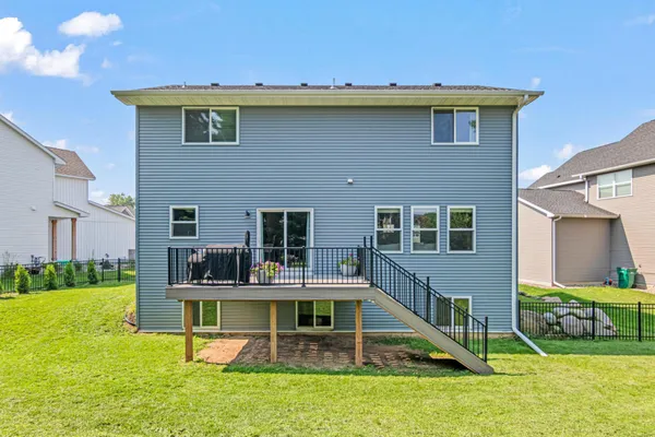 $635,000 | 1837 White Pine Court, Stillwater, MN 55082