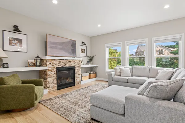 $635,000 | 1837 White Pine Court, Stillwater, MN 55082