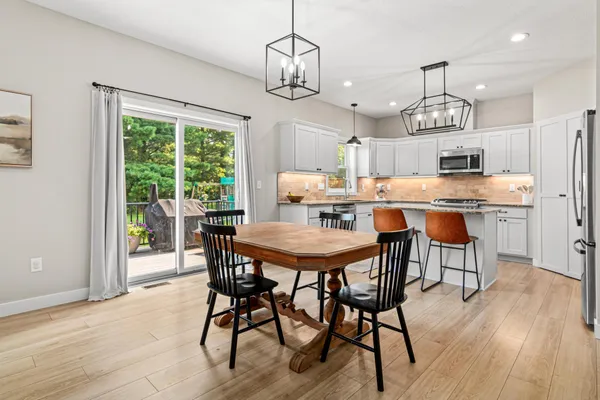 $635,000 | 1837 White Pine Court, Stillwater, MN 55082