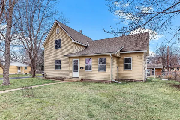 $350,000 | 420 14th Street West, Hastings, MN 55033