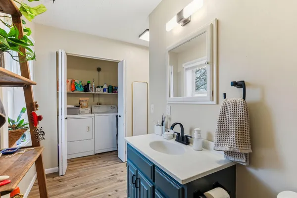 $350,000 | 420 14th Street West, Hastings, MN 55033