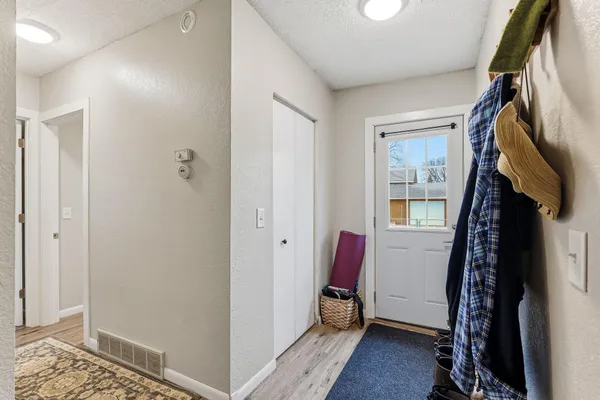 $350,000 | 420 14th Street West, Hastings, MN 55033