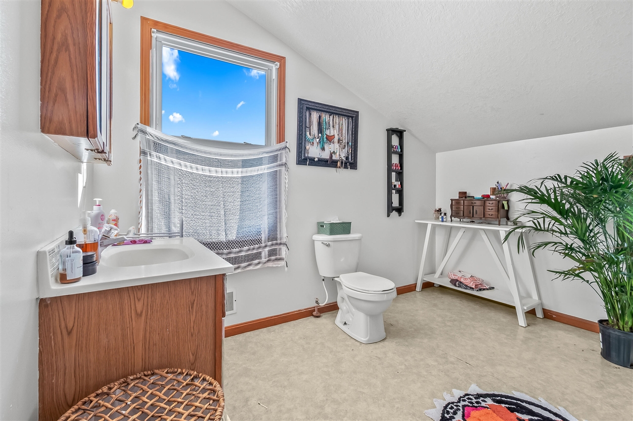 437 Mckenzie Street Adrian, MI 49221 - Photo 25 of 35