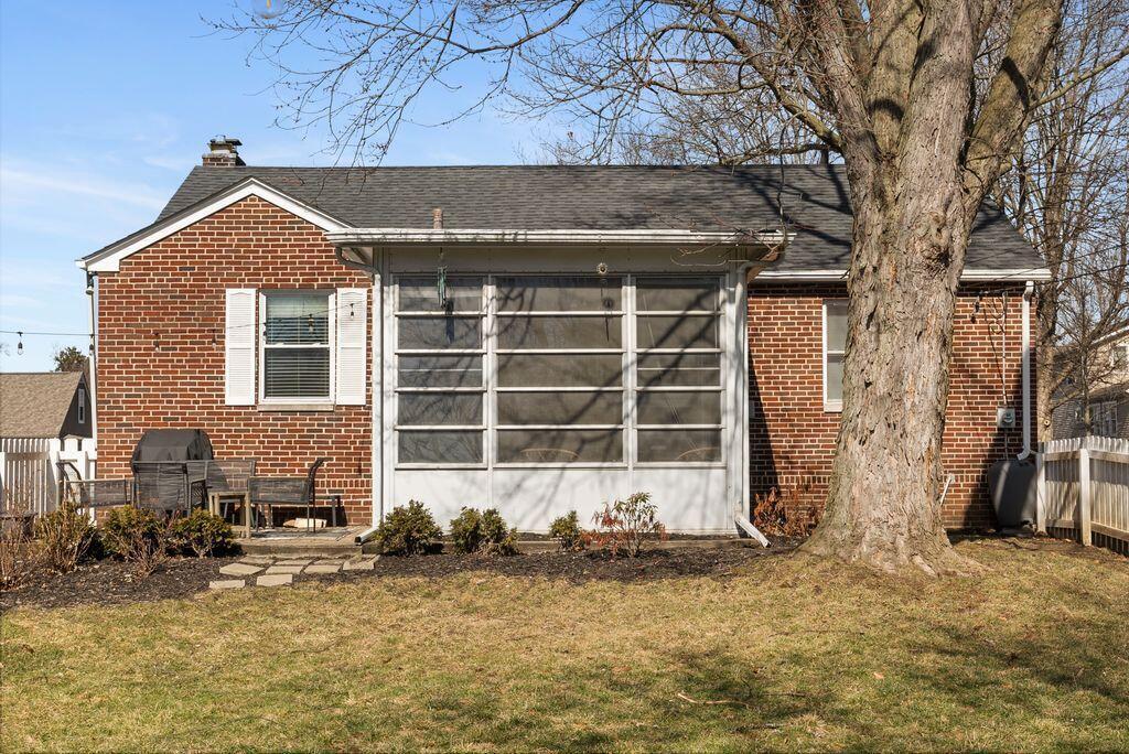 429 East Beaumont Road Columbus, OH 43214 - Photo 56 of 61 Rear Exterior