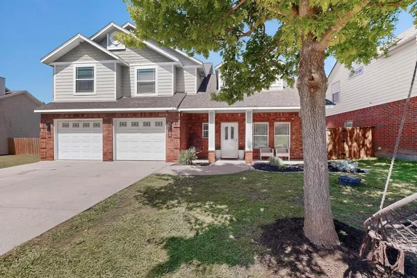 $369,900 | 324 Timbercreek Court, Princeton, TX 75407