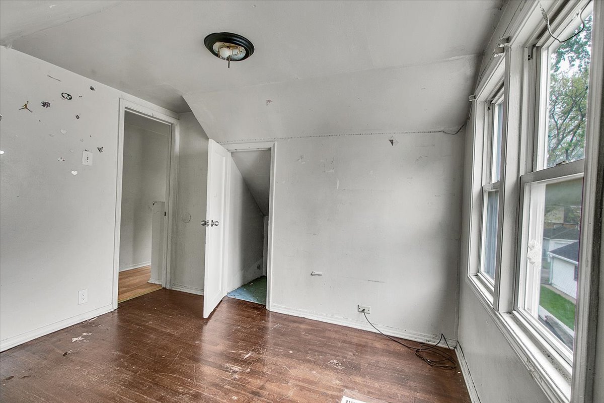 12908 South Wallace Street Chicago, IL 60628 - Photo 14 of 18
