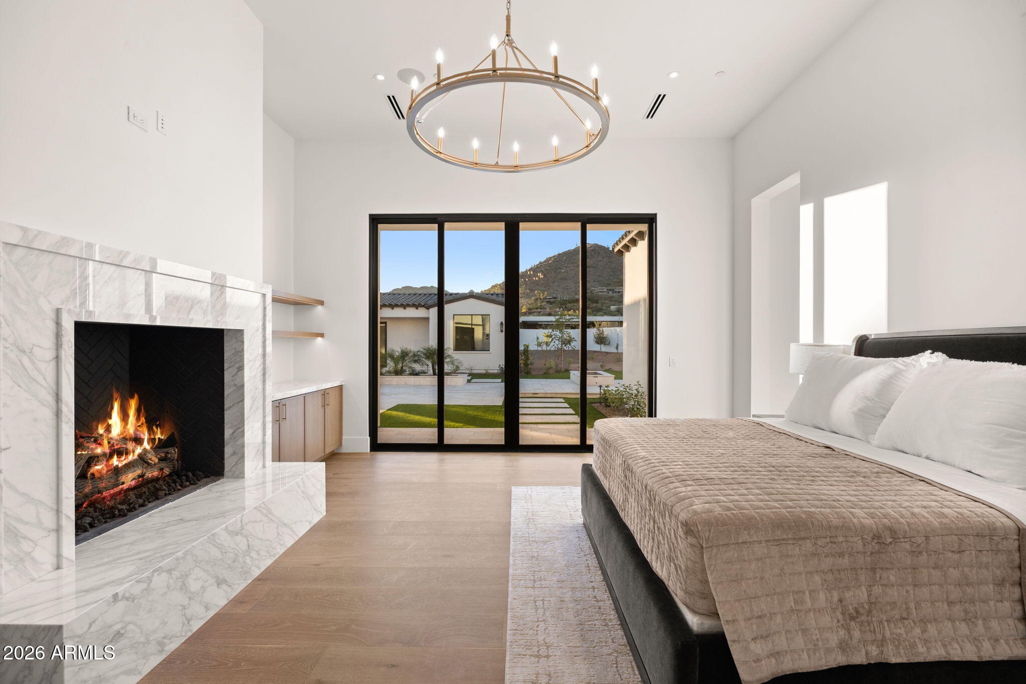 6610 North Mountain View Road Paradise Valley, AZ 85253 - Photo 14 of 31 Primary Bedroom