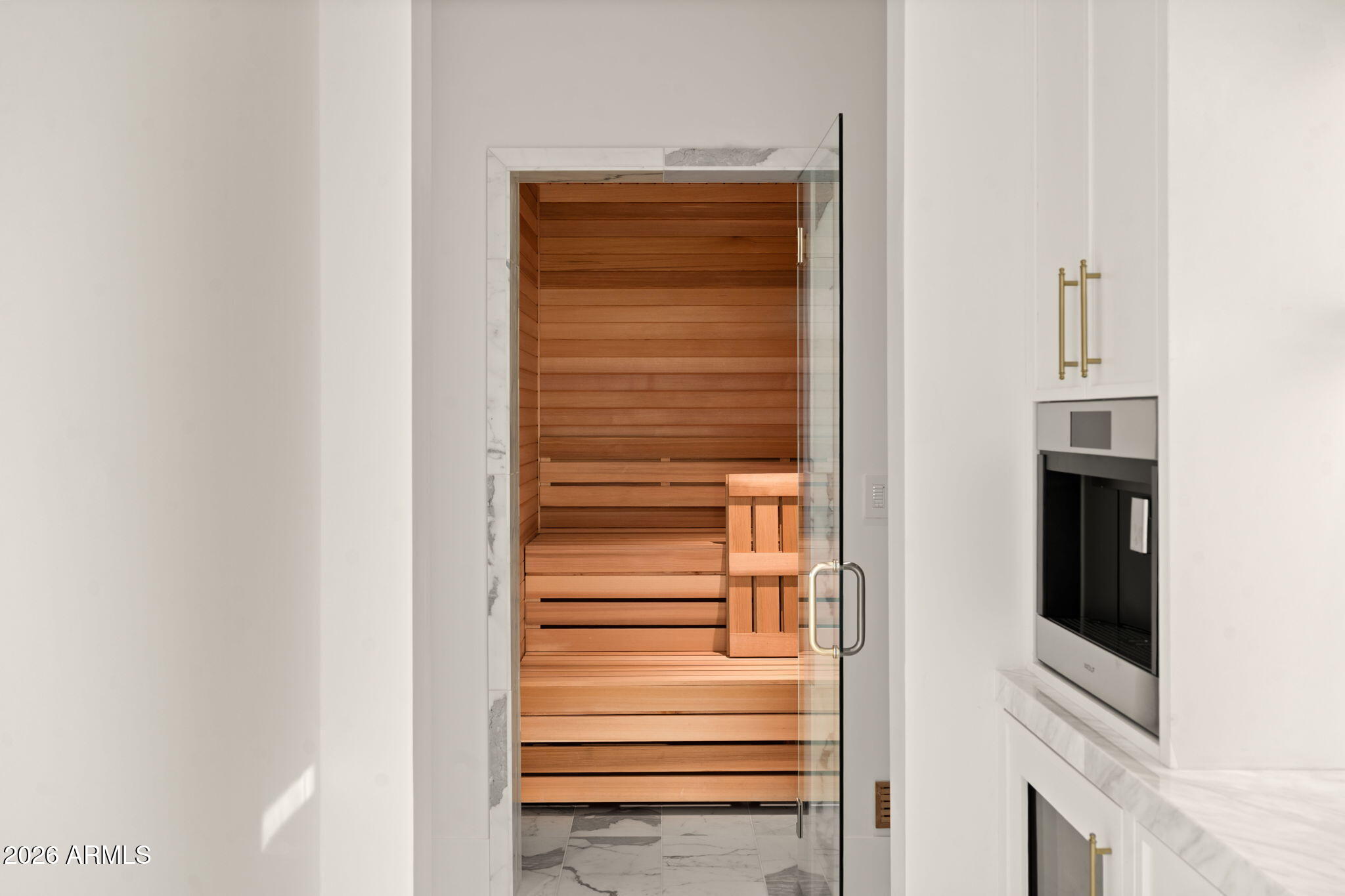 6610 North Mountain View Road Paradise Valley, AZ 85253 - Photo 18 of 31 Sauna / Primary Bath