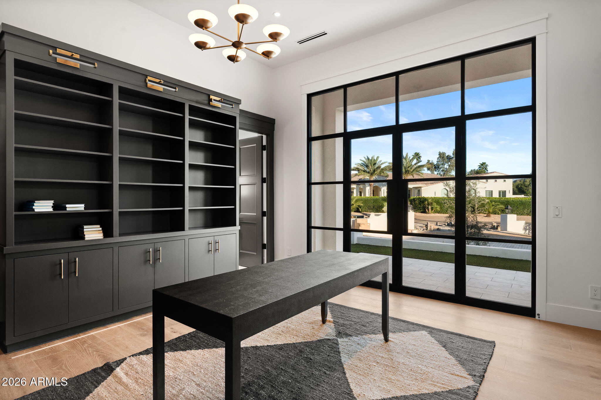 6610 North Mountain View Road Paradise Valley, AZ 85253 - Photo 21 of 31 Office